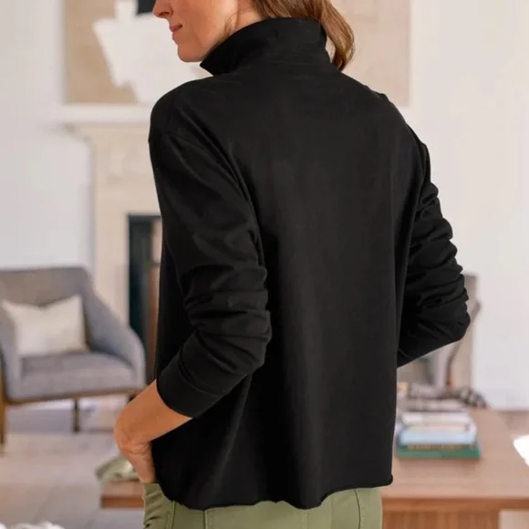 Frank & Eileen Patrick Henley Popover Heritage Jersey Cotton Top in black - Picture 16 of 16